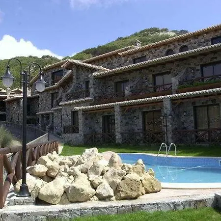 호텔 Quinta Do Serrado 4*