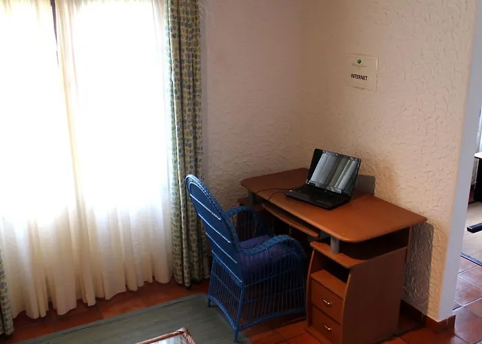 Quinta Do Serrado Hotel 4*