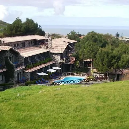 Quinta Do Serrado 酒店 4*