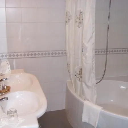 Quinta Do Serrado 4*