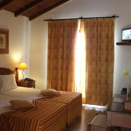 ホテル Quinta Do Serrado 4*