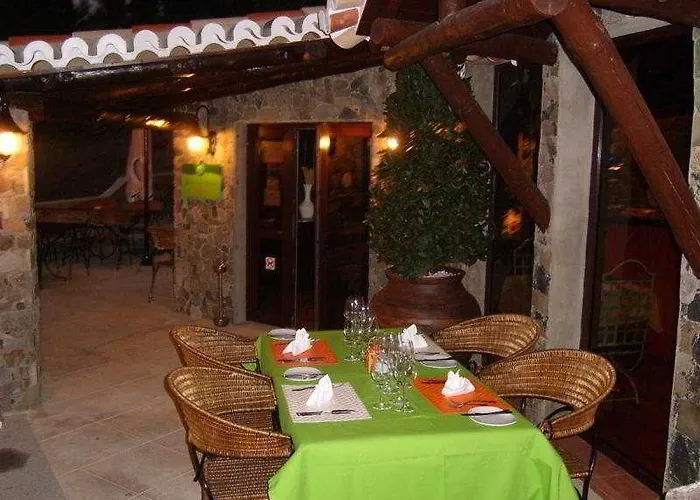 מלון Quinta Do Serrado 4*